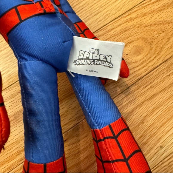 Marvel Spidey and His Amazing Friends - Spider-Man soft toy with sound - Picture 6 of 7